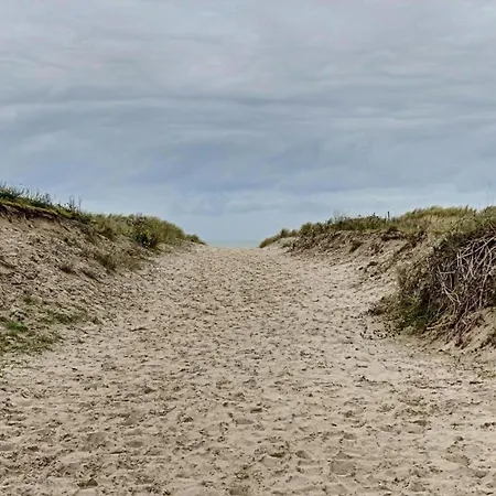 Four-fine 703 With Frontal Sea View Apartment Nieuwpoort